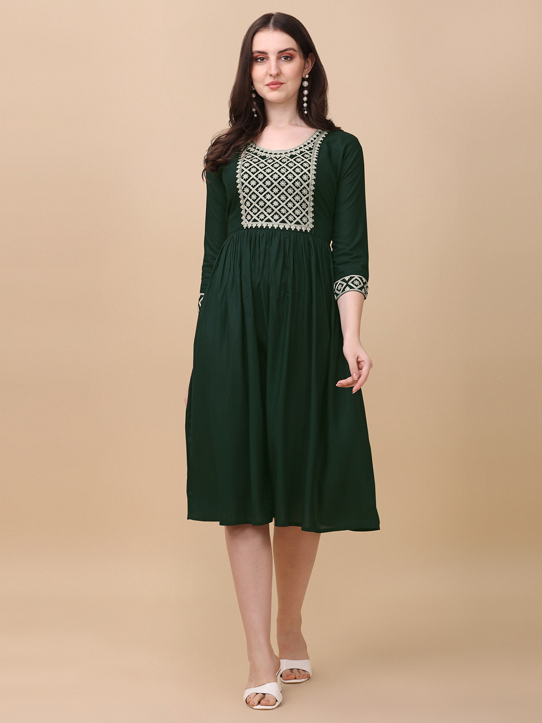 

Paralians Embroidered Round Neck A-Line Dress, Green