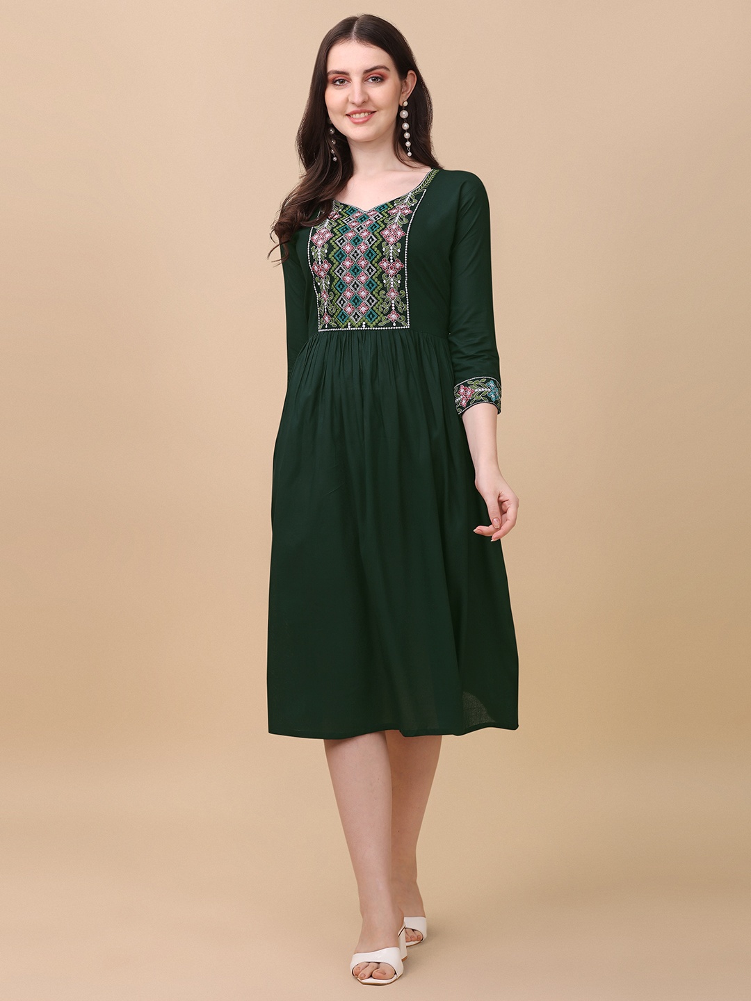 

Paralians Ethnic Motifs Embroidered A-Line Dress, Green