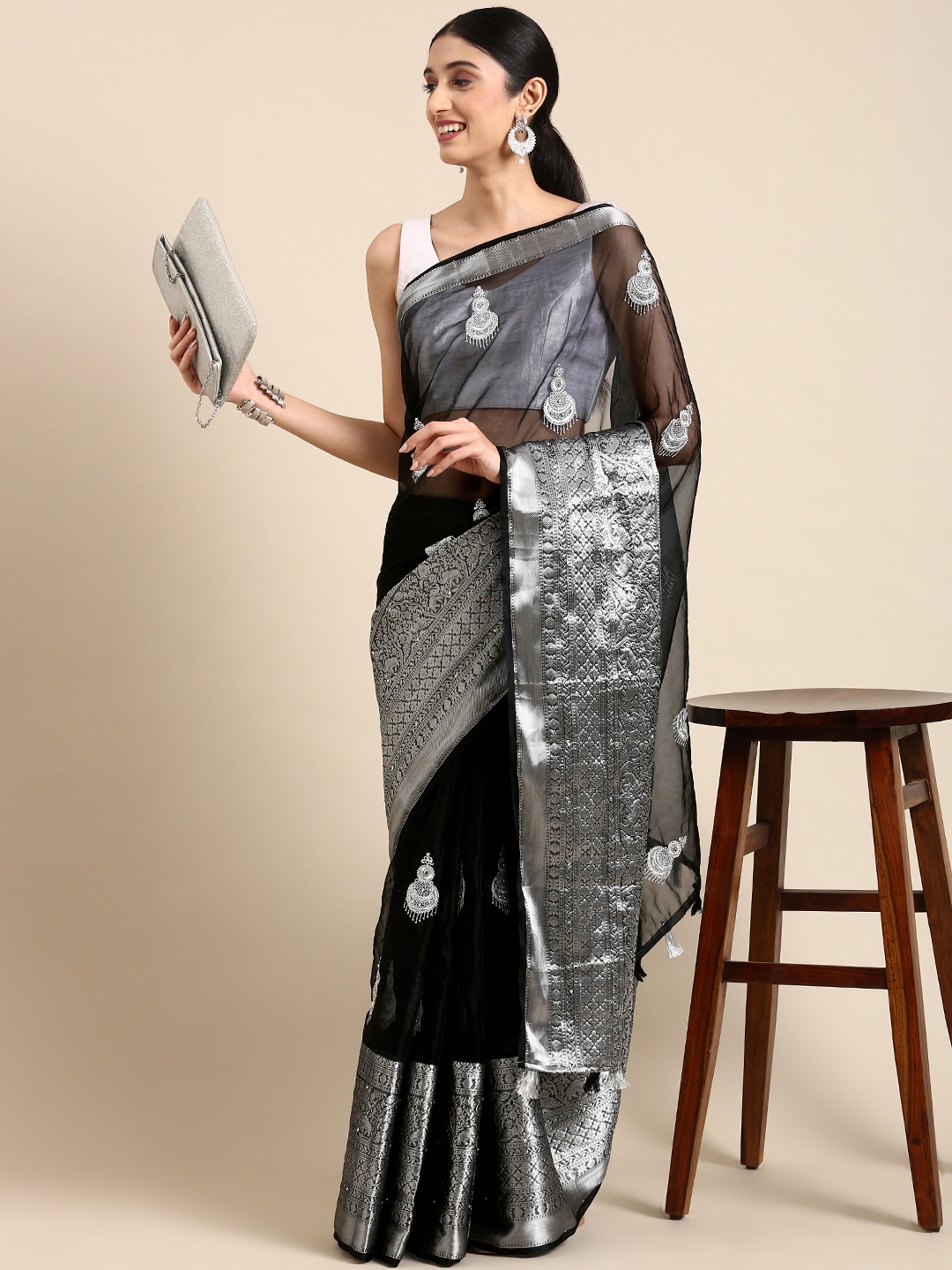 

MARGI DESIGNERS Ethnic Motifs Organza Banarasi Saree, Black