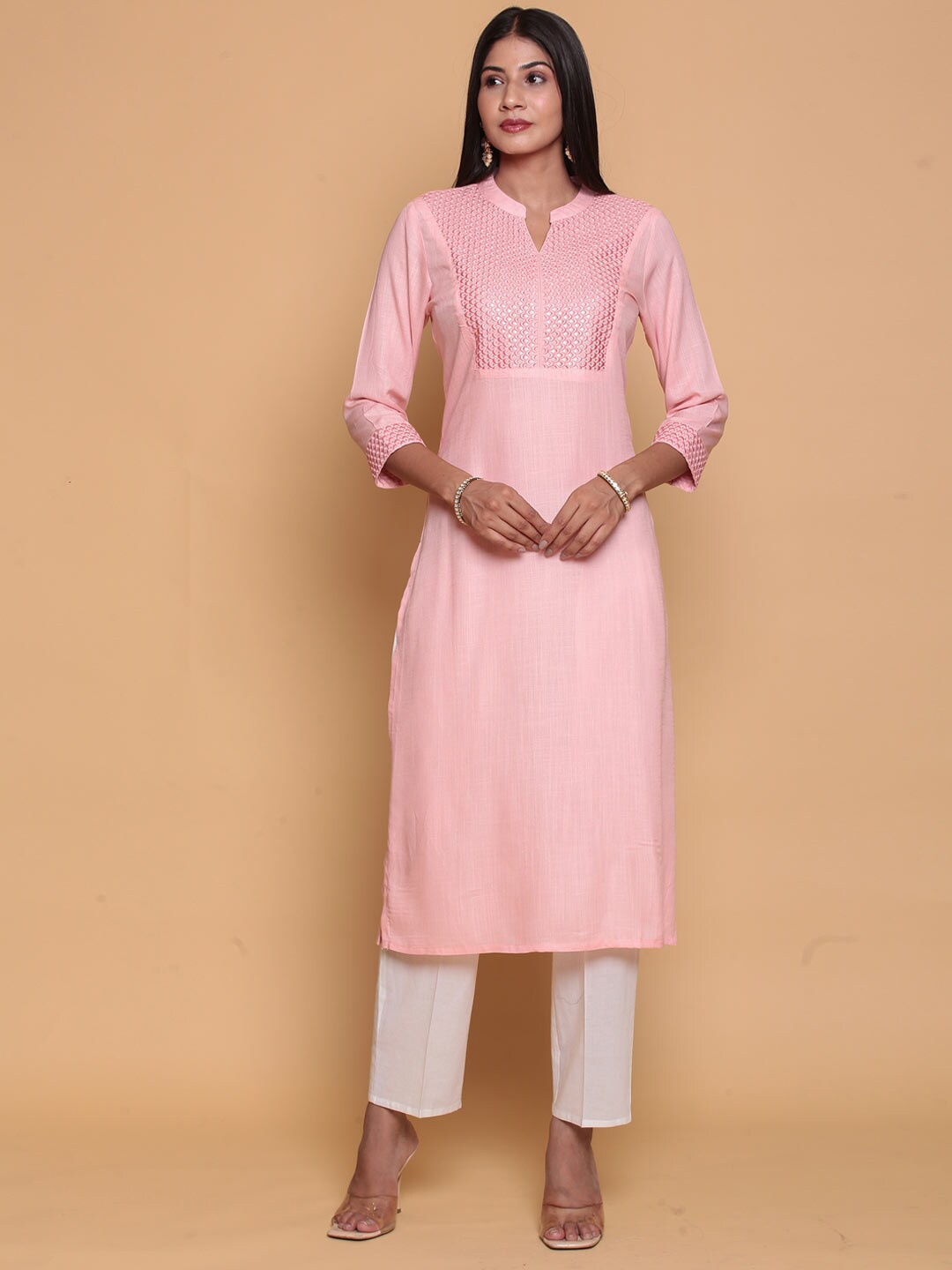 

ZARI Women Embroidered Mirror Work Kurta, Pink