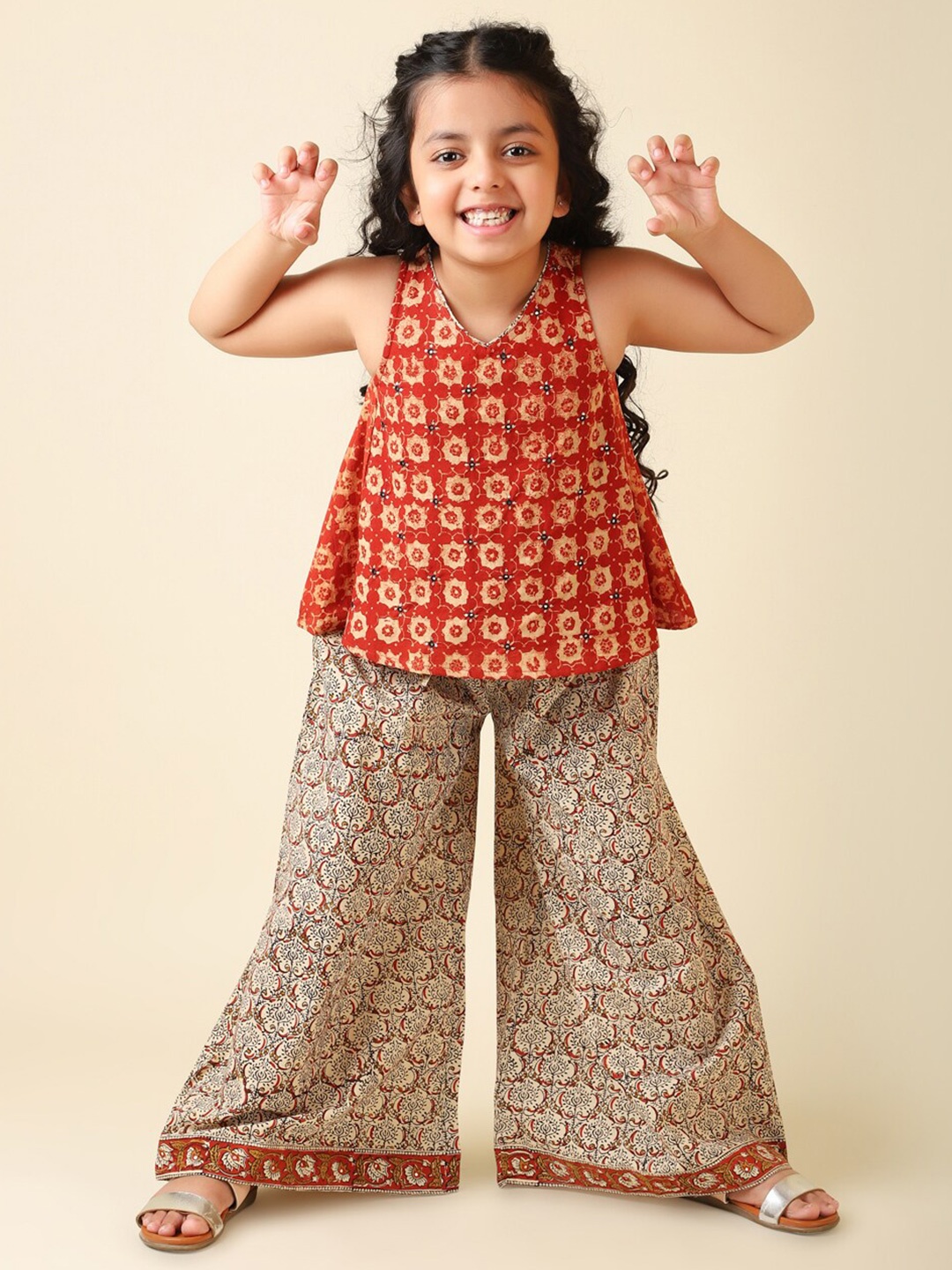 

Fabindia Girls Printed Pure Cotton Top with Palazzos, Beige