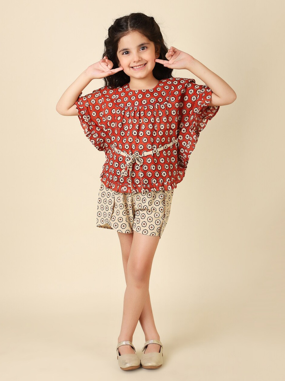 

Fabindia Girls Red & Beige Printed Top with Shorts
