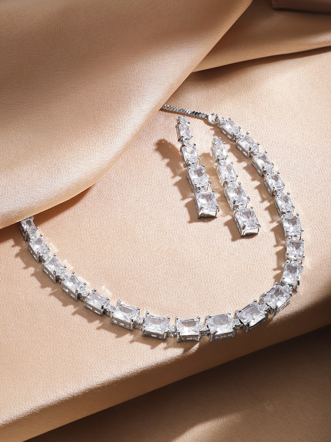 

Rubans Silver-Plated Stone-Studded Jewellery Set