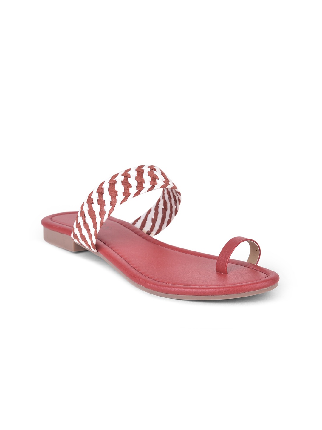 

SALARIO Women One Toe Flats, Maroon