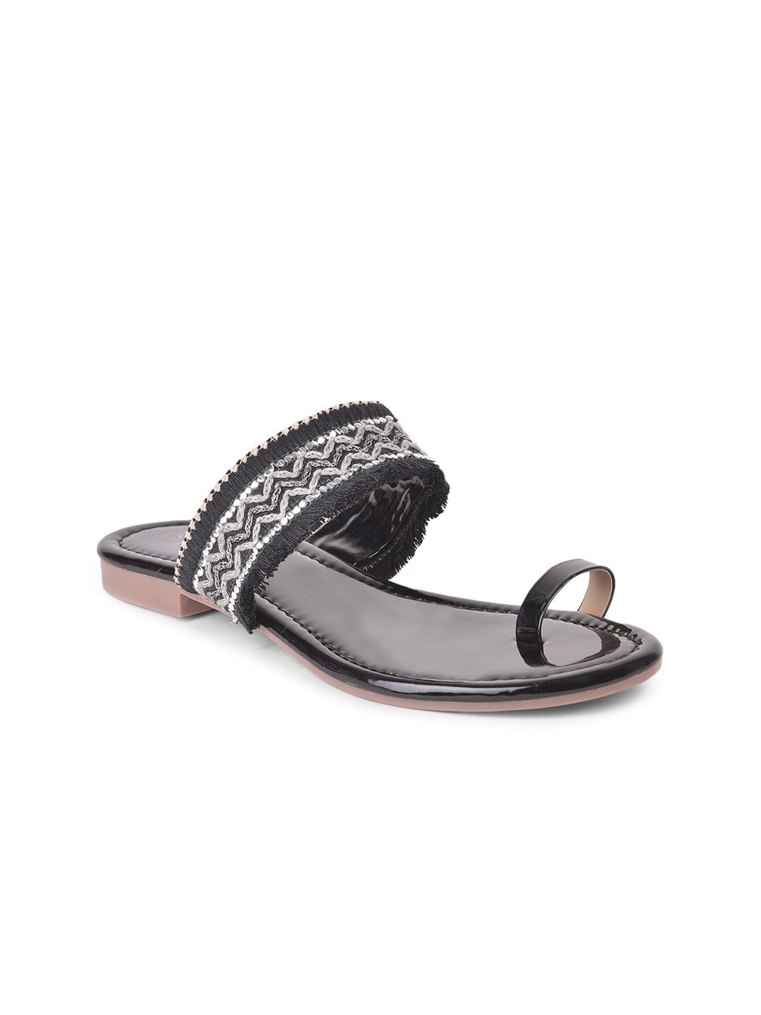 

SALARIO Women Tassels Embellished Ethnic One Toe Flats, Black