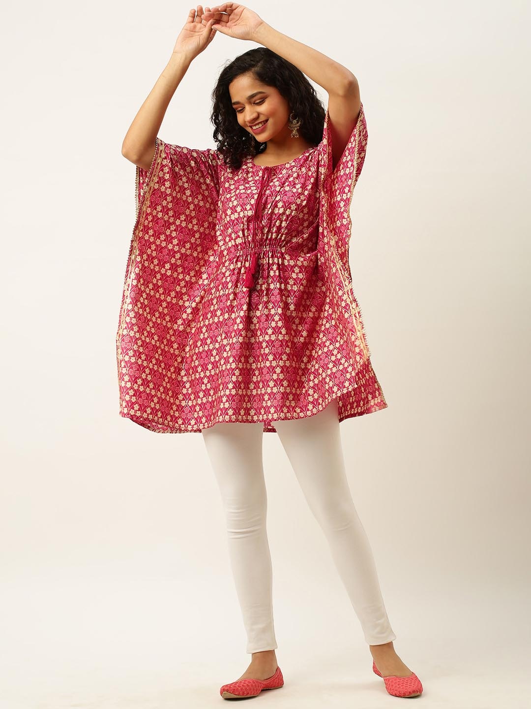 

ZOLA Quirky Keyhole Neck Flared Sleeves Thread Work Kaftan Kurta, Pink