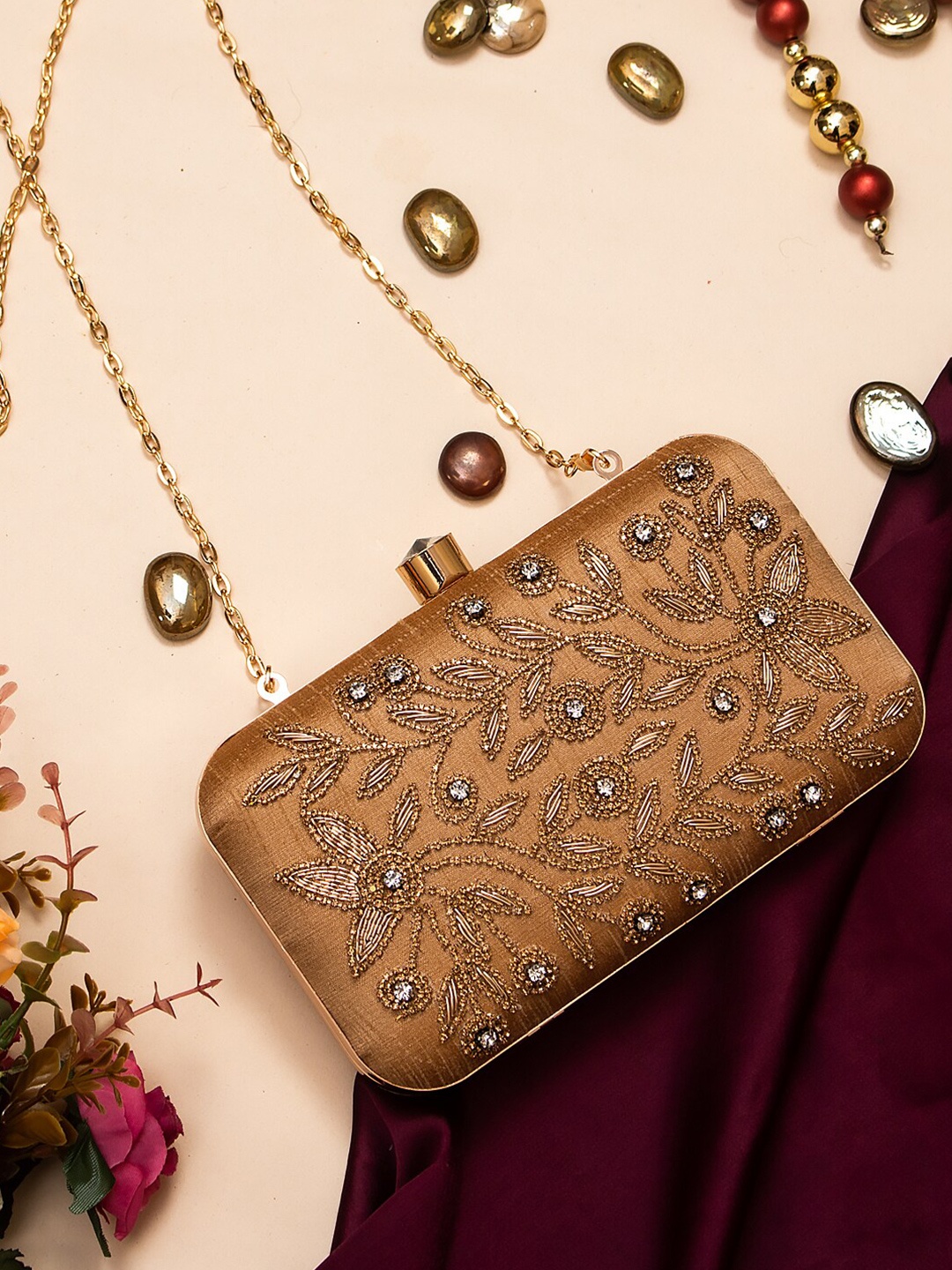 

Swisni Embroidered Box Clutch, Gold