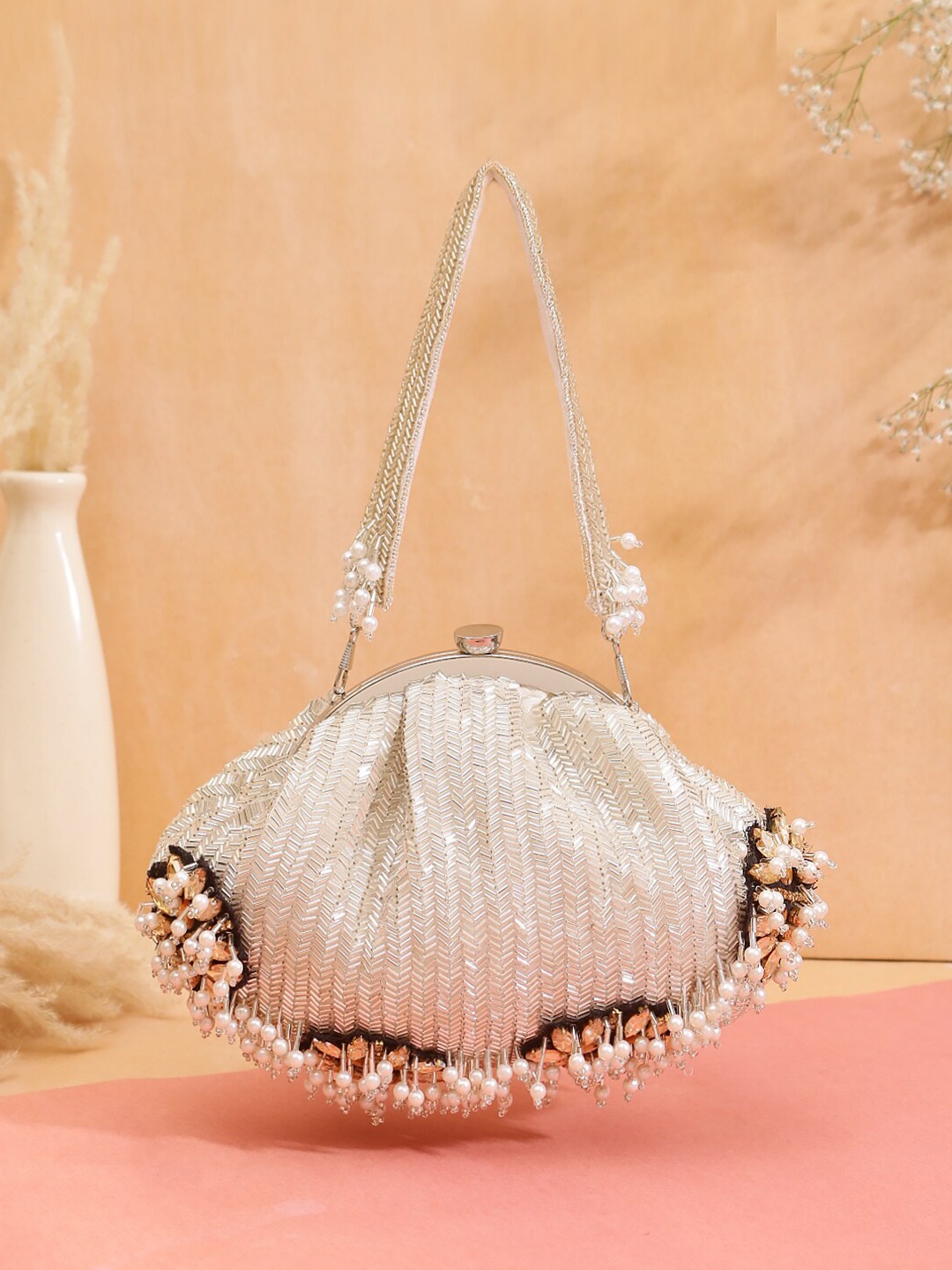 

Swisni Embroidered Purse Clutch, Silver