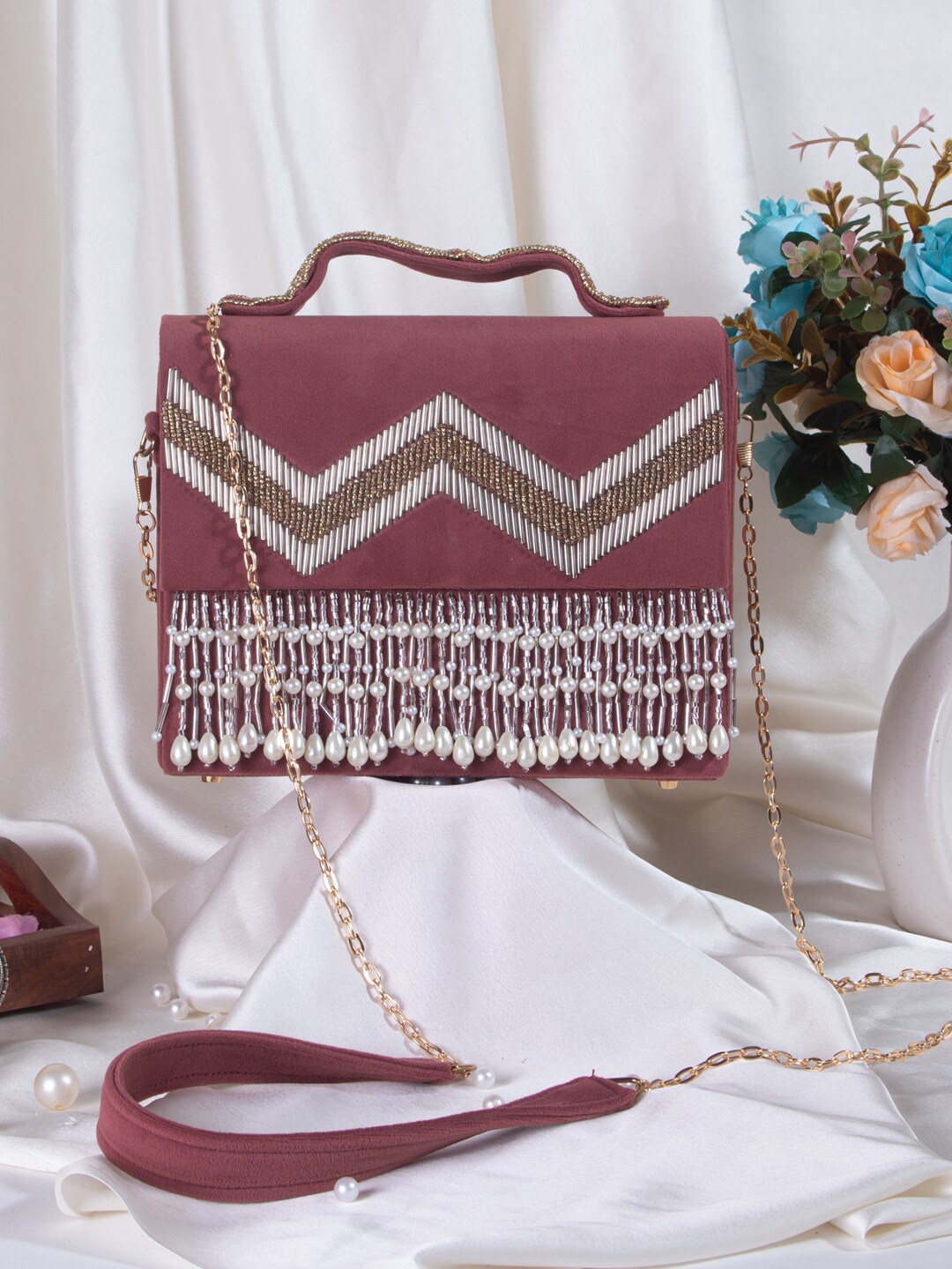 

Swisni Women Embellished Box Clutch, Pink
