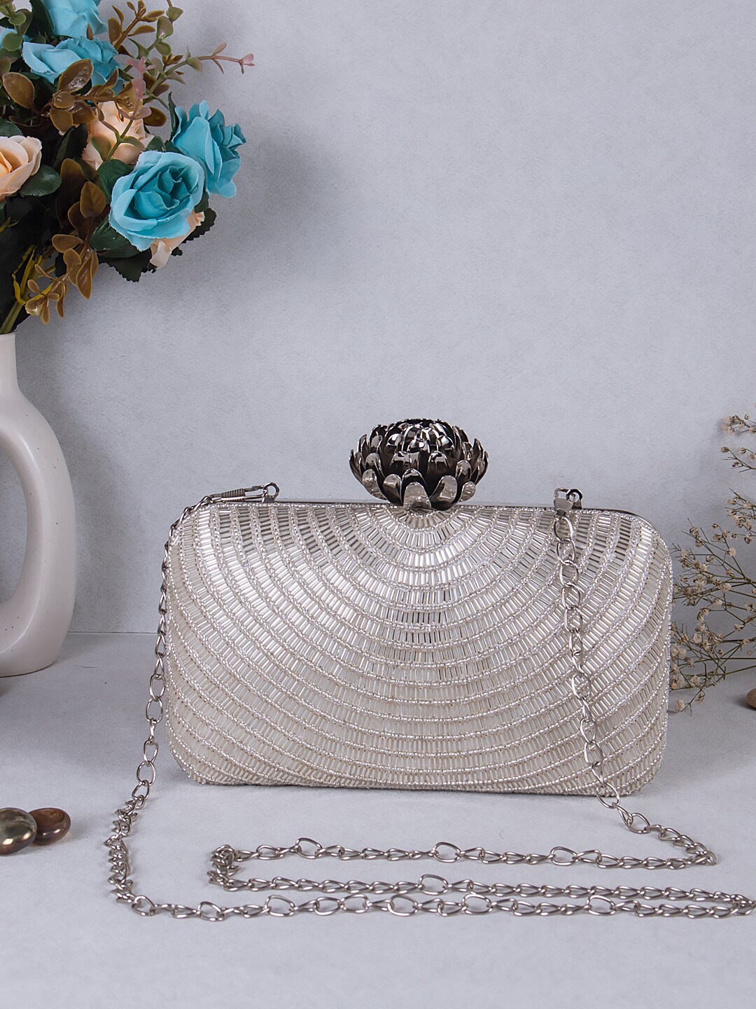 

Swisni Women Embroidered Box Clutch, Silver
