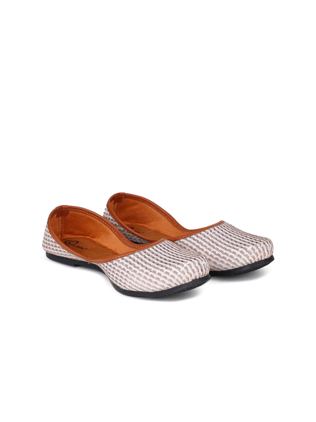 

The Desi Dulhan Women Ethnic Mojaris Flats, Copper