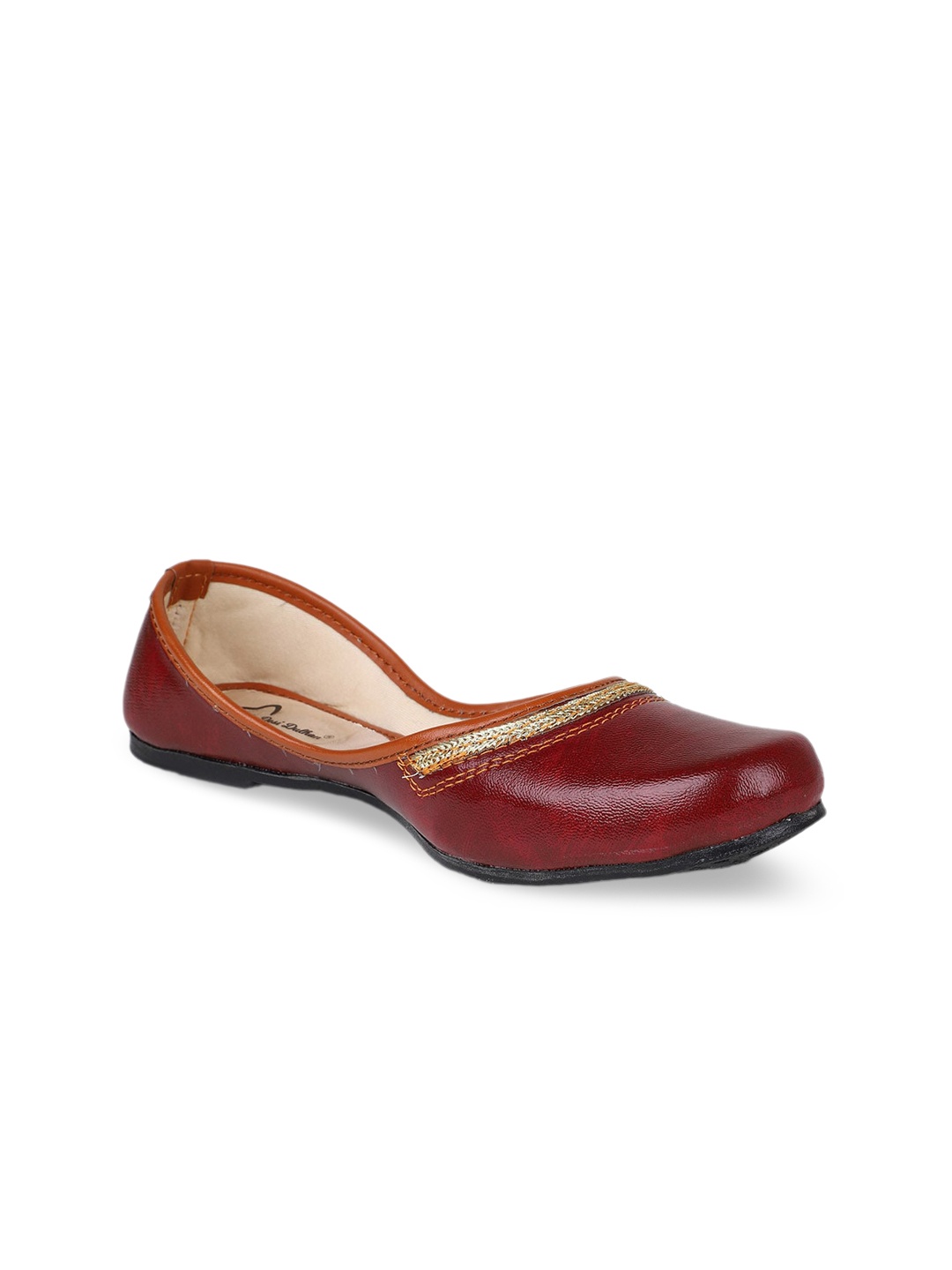 

The Desi Dulhan Women Ethnic Mojaris Flats, Maroon