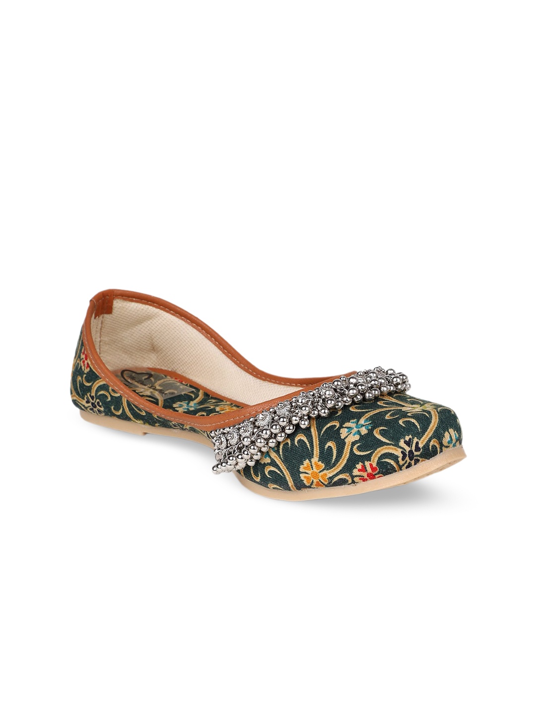 

The Desi Dulhan Women Printed Ethnic Mojaris Flats, Green