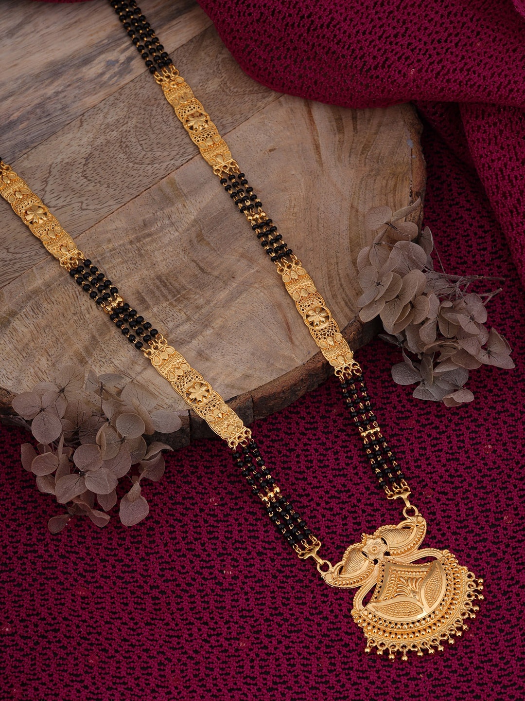 

Brado Jewellery Women Gold-Plated Beaded Mangalsutra
