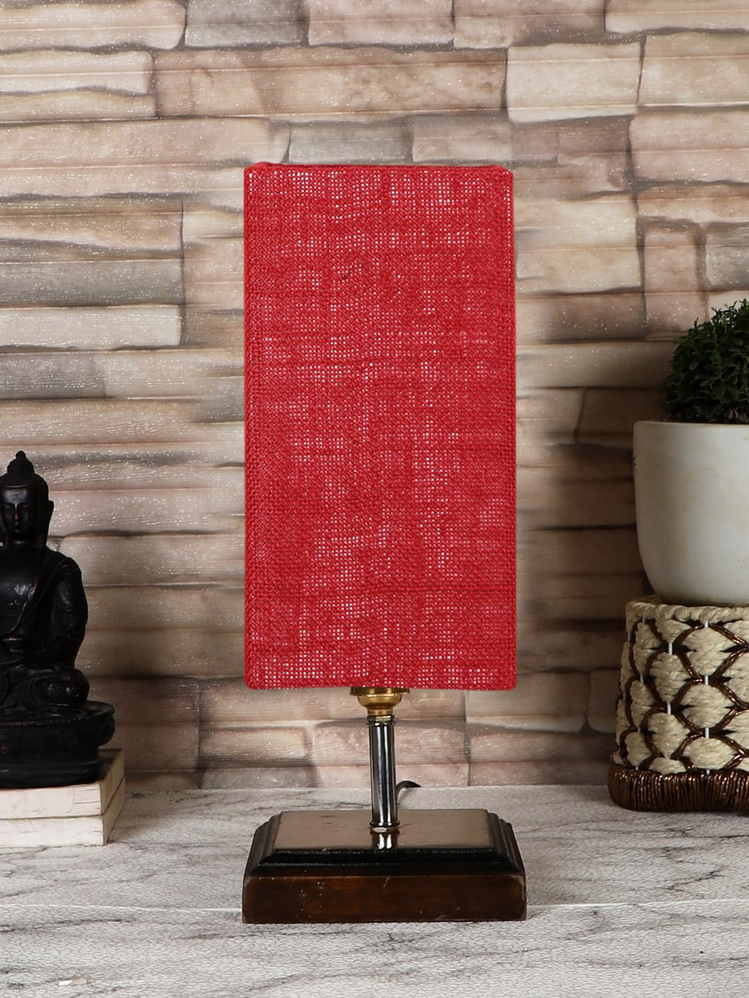 

Devansh Maroon & Brown Jute Square Table Lamp With Wood Base