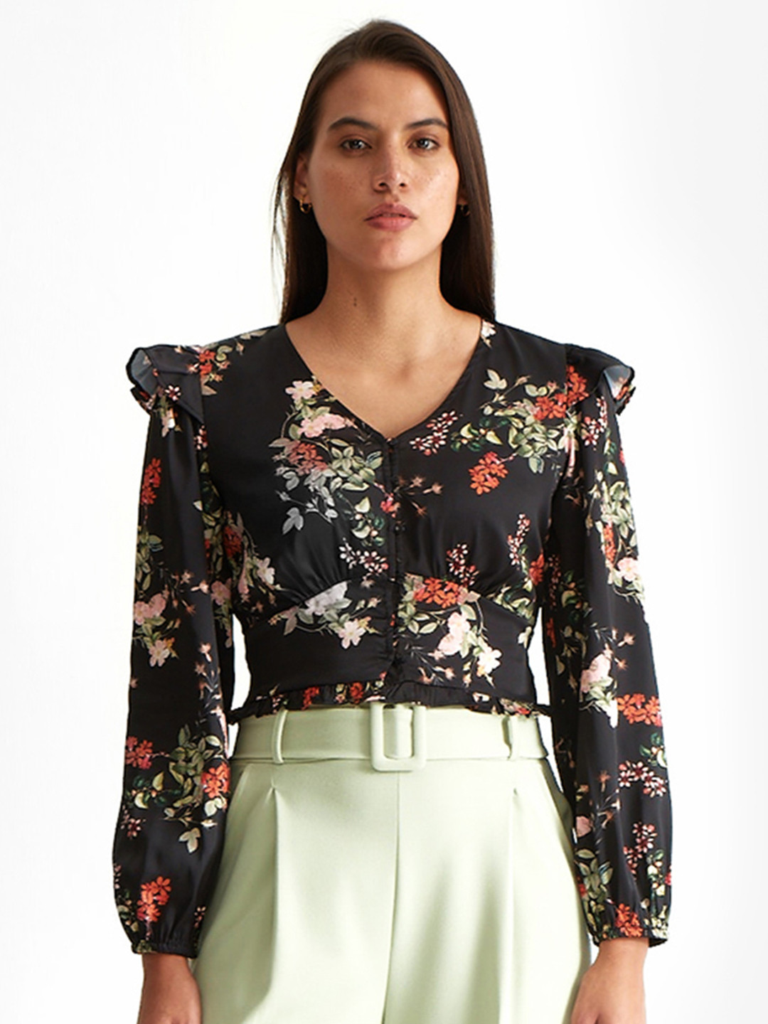 

COVER STORY Black Floral Print Ruffles Crop Top