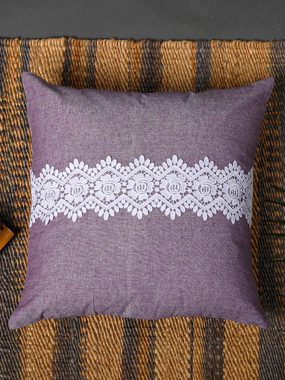 

OUSSUM Pink & White Set of 2 Embellished Square Cushion Covers