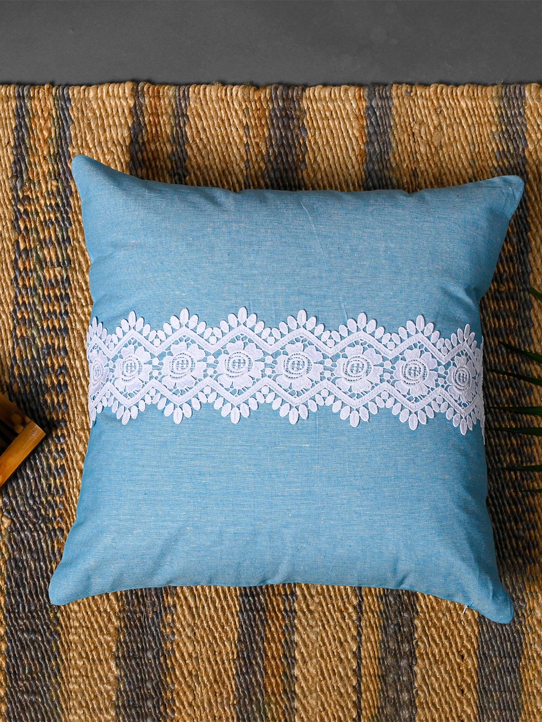

OUSSUM Blue & White Set Of 2 Square Cotton Cushion Covers