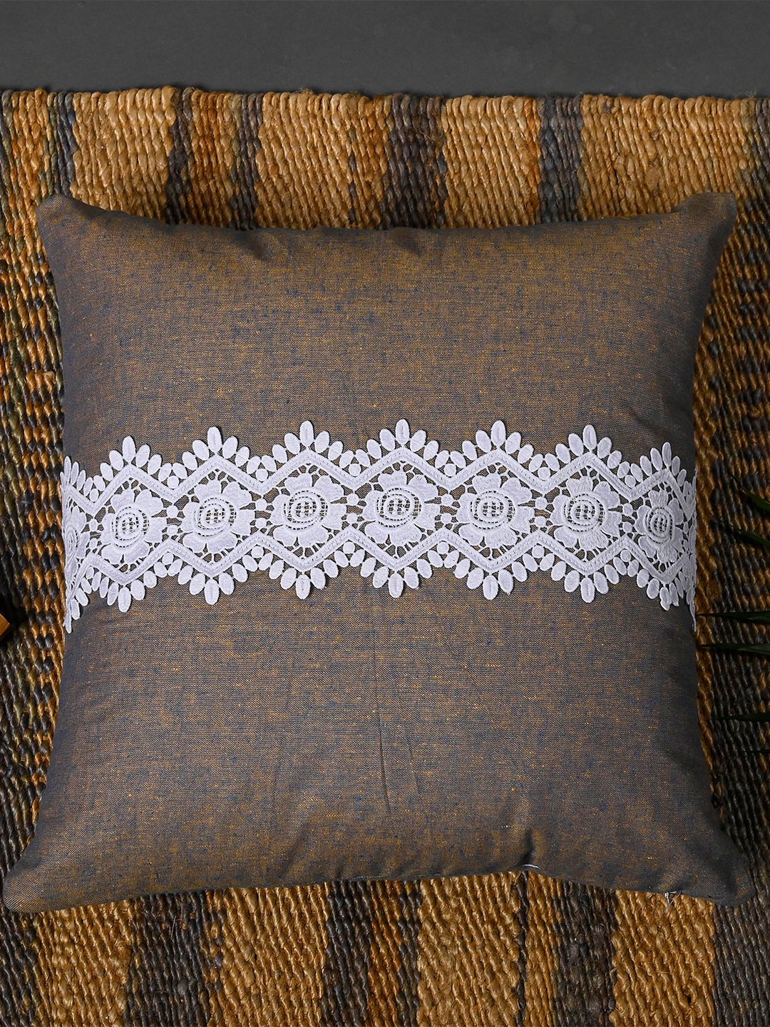 

OUSSUM Brown & White Set Of 2 Square Cotton Cushion Covers