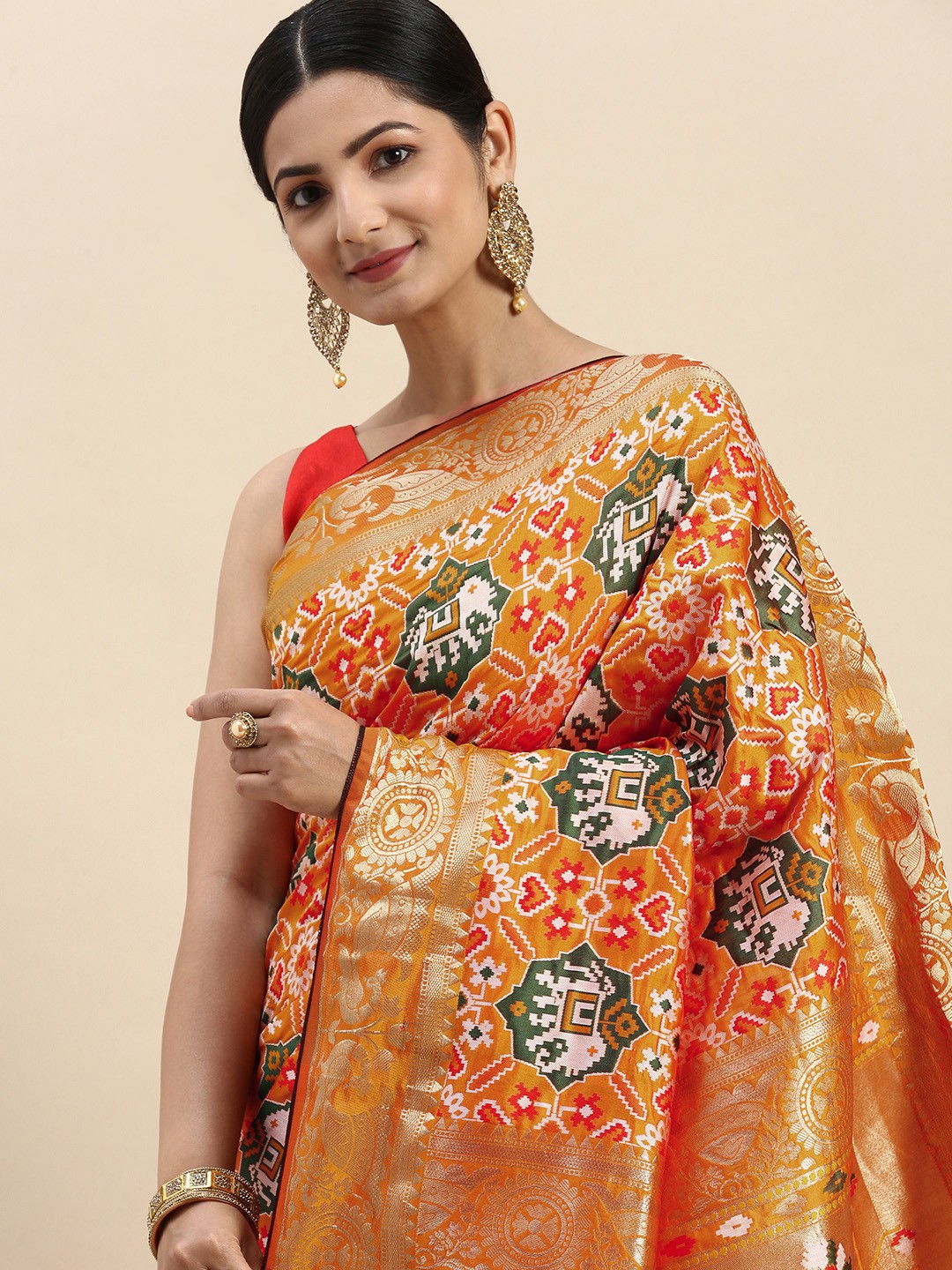 

VASTRANAND Ethnic Motifs Zari Art Silk Patola Saree, Yellow