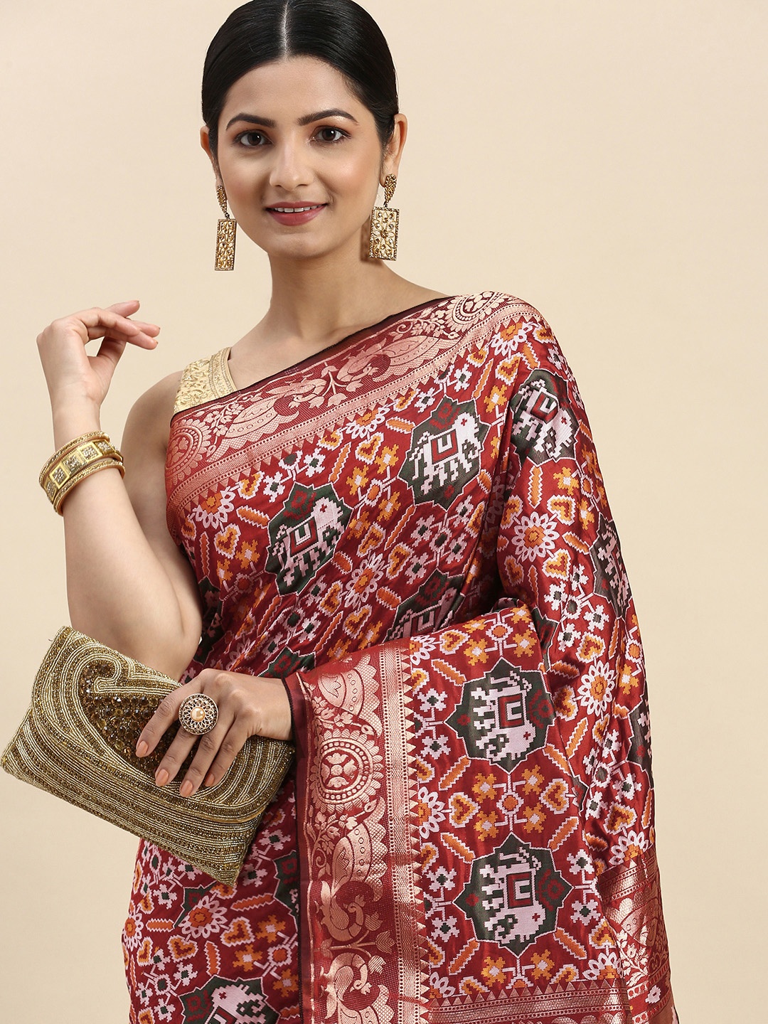 

VASTRANAND Ethnic Motifs Zari Art Silk Patola Saree, Maroon