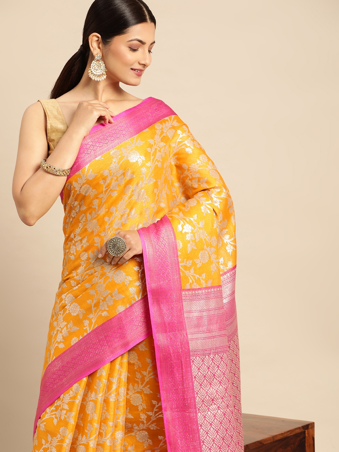 

PERFECTBLUE Ethnic Motifs Zari Kanjeevaram Saree, Yellow