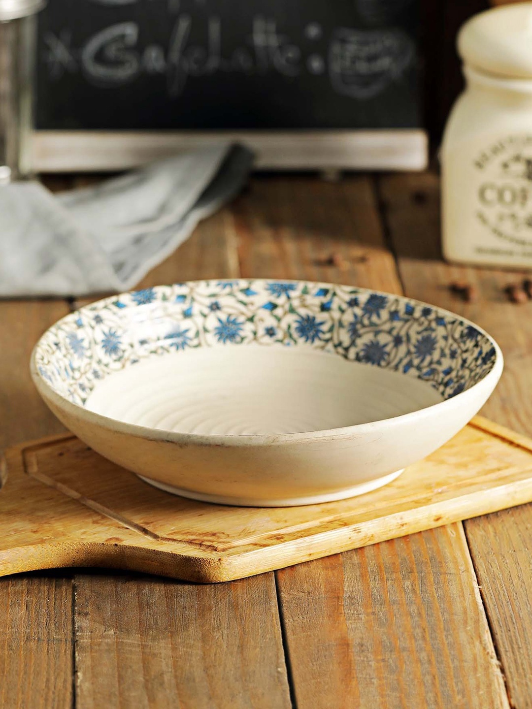 

MIAH DECOR Off-White & Blue Handcrafted Matte Ceramic Bowl