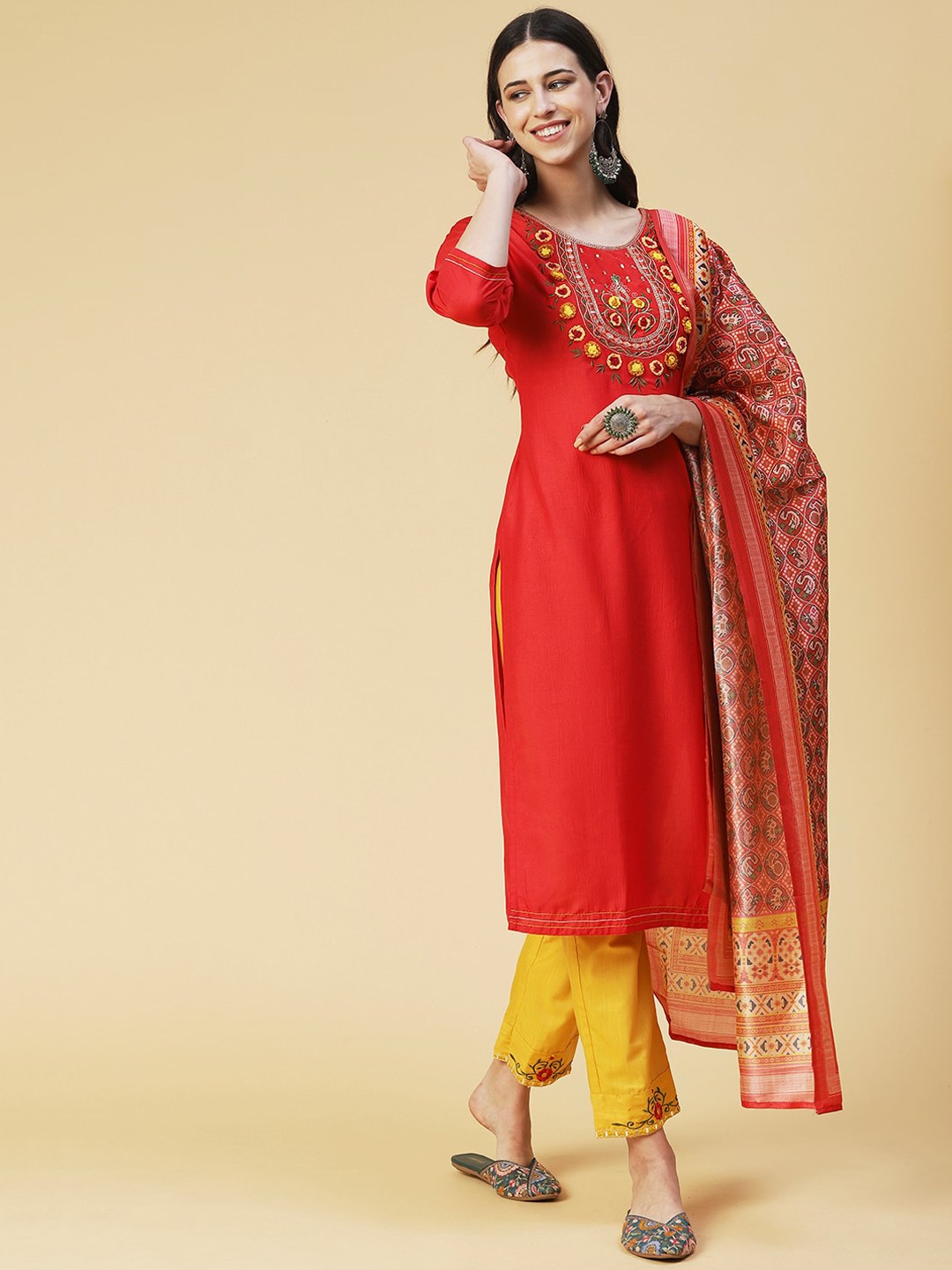 

FASHOR Ethnic Motifs Embroidered U-Neck Kurta with Trousers & Dupatta, Red