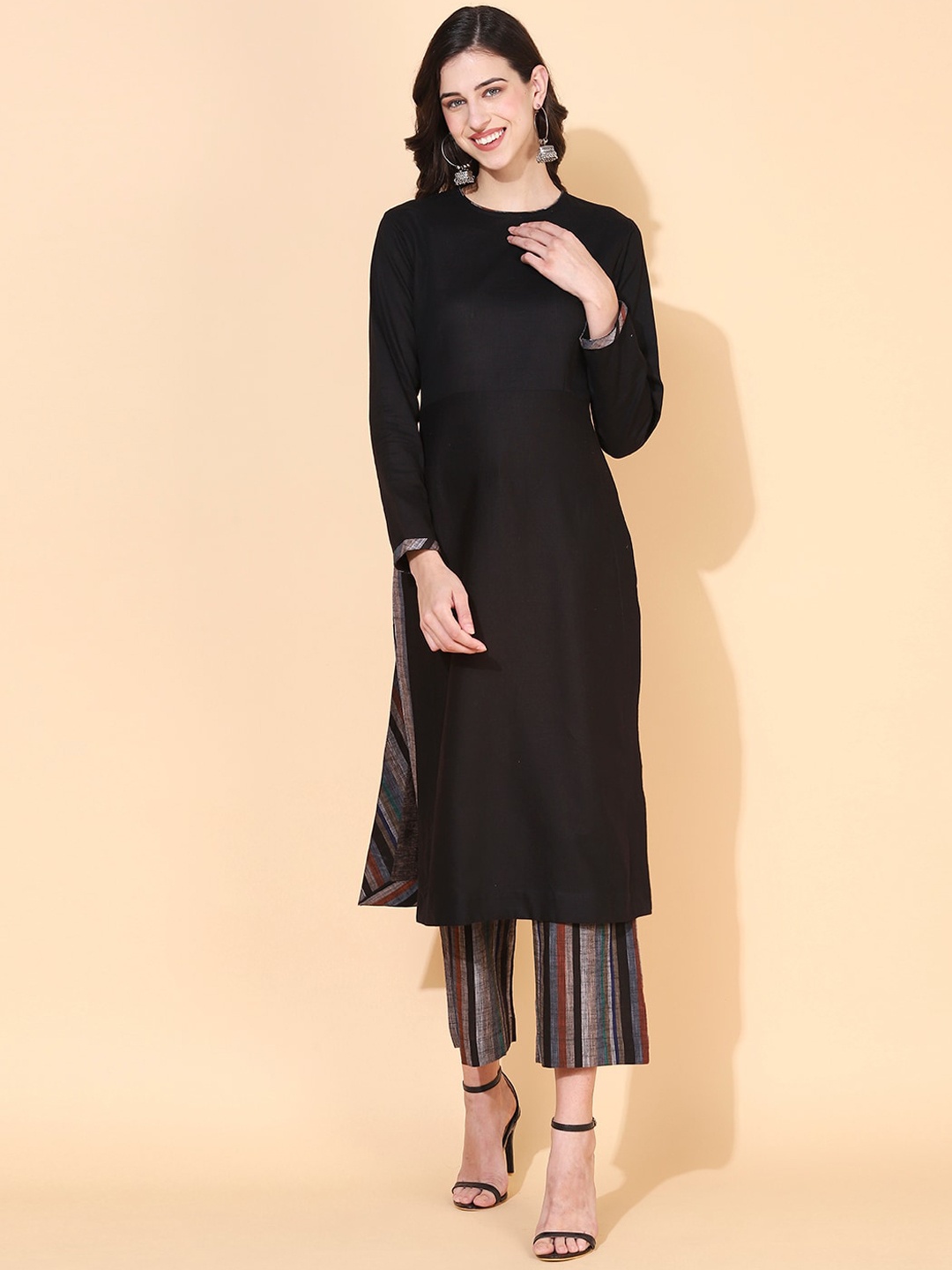 

FASHOR Women Solid Pure Cotton Kurta with Trousers, Black