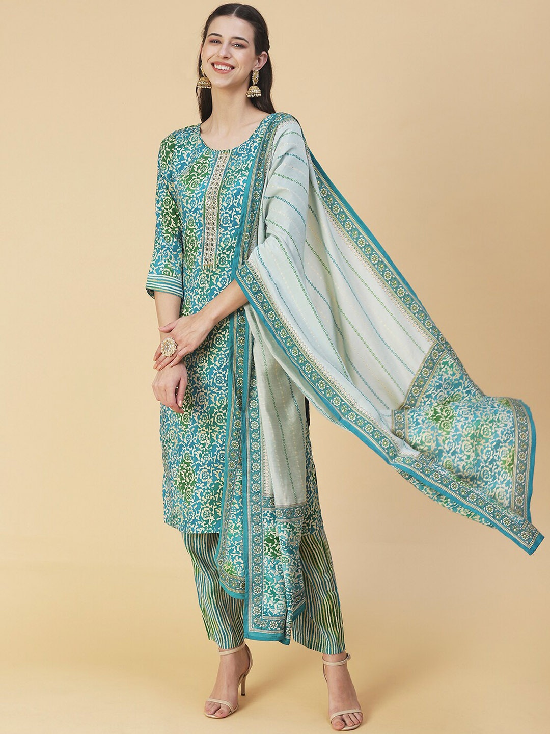 

FASHOR Women Ethnic Motifs Printed Kurta with Trousers & Dupatta, Turquoise blue