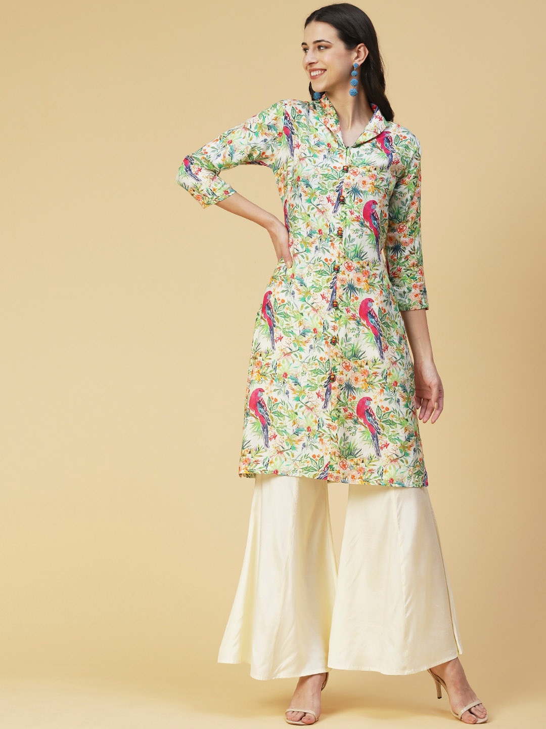 

FASHOR Women Floral Printed Silk Kurta with Palazzos, Green