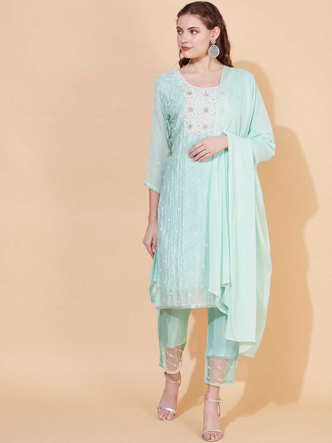 

FASHOR Women Floral Embroidered Sequinned Silk Chiffon Kurta with Trousers & With Dupatta, Green