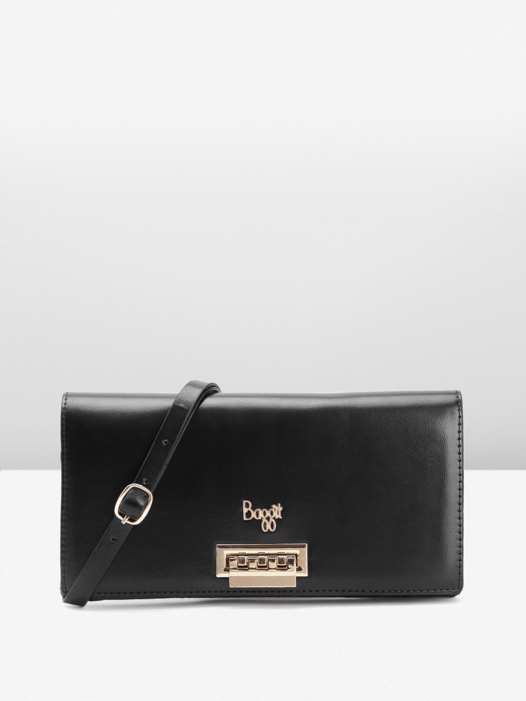 

Baggit Women Solid Foldover Clutch, Black