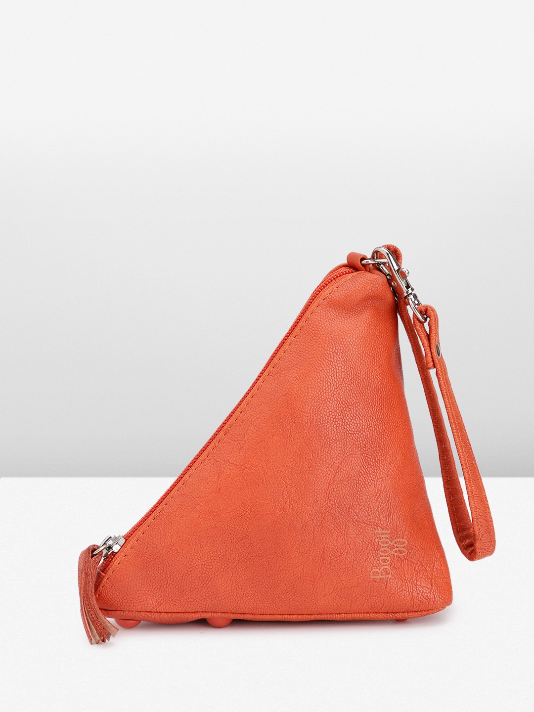 

Baggit Women Solid Clutch, Orange