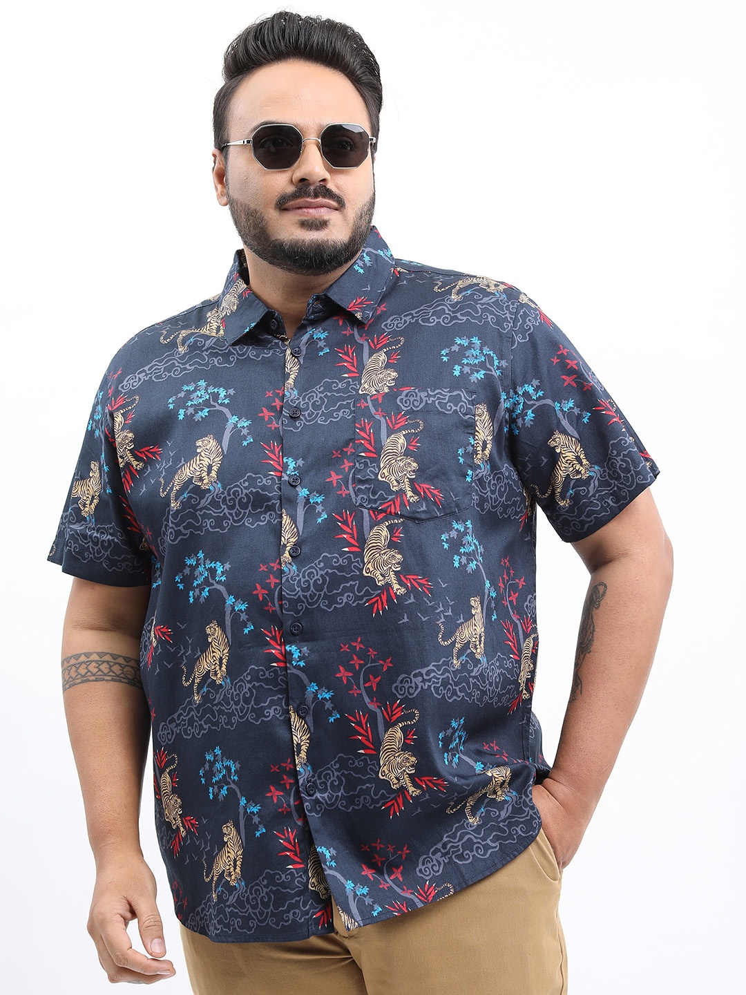 

HIGHLANDER Men Plus size Printed Casual Cotton Shirt, Navy blue