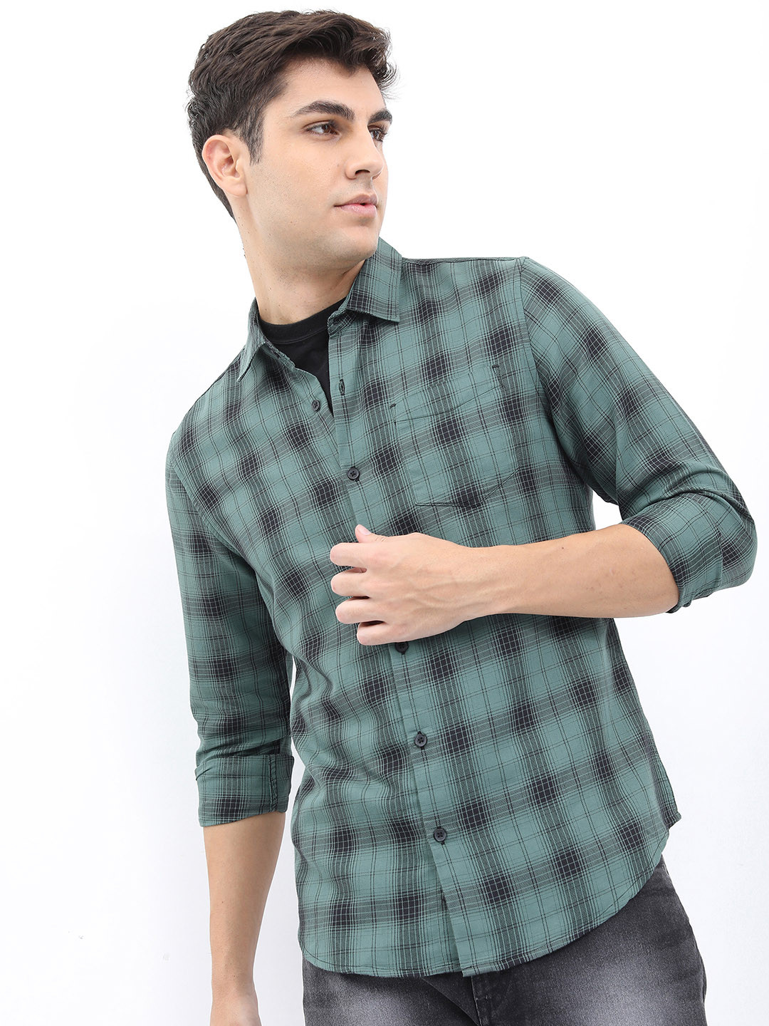 

HIGHLANDER Men Slim Fit Checked Casual Shirt, Green