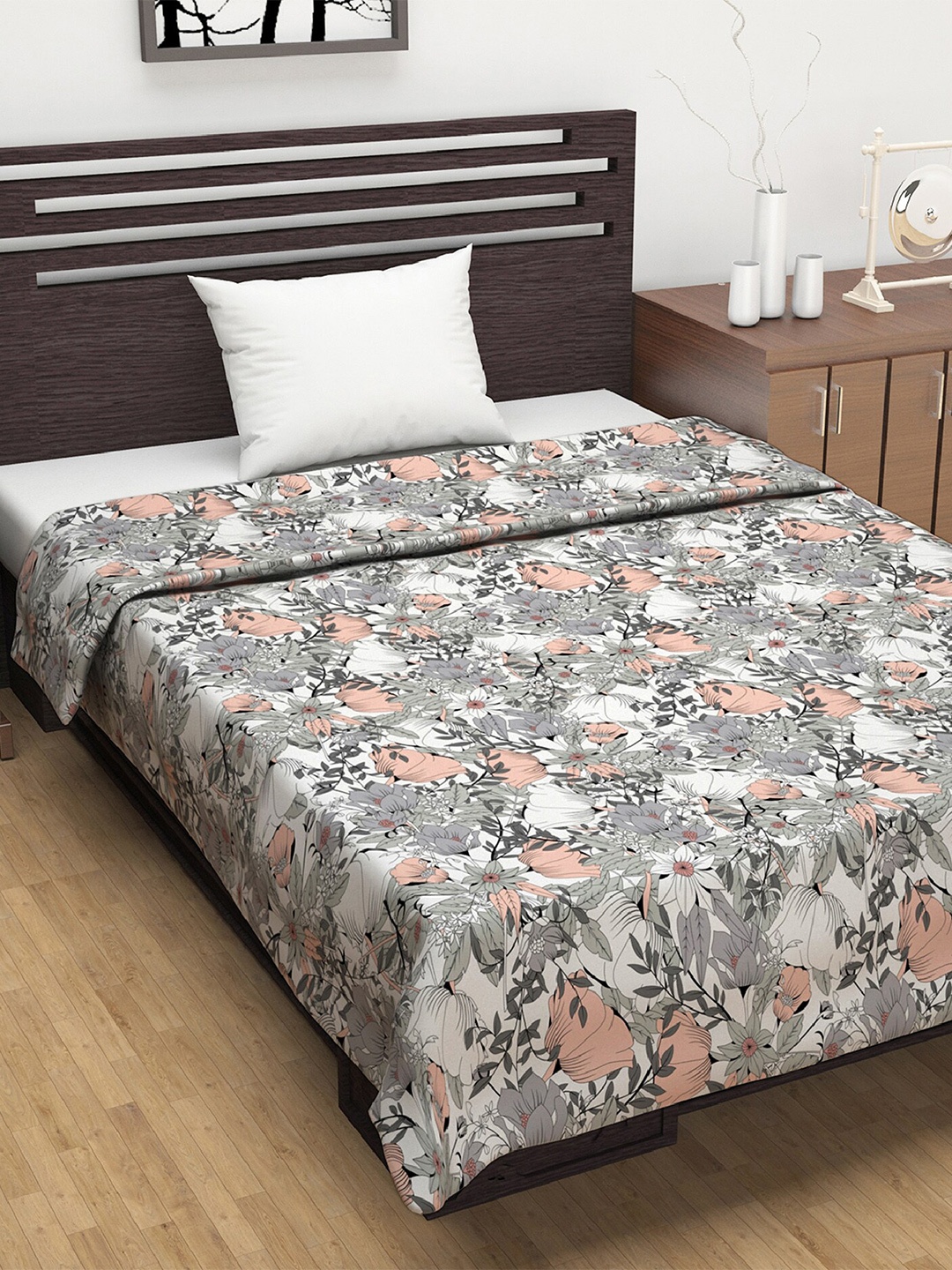 

Divine Casa White & Peach-Coloured Floral Mild Winter 120 GSM Reversible Single Bed Dohar