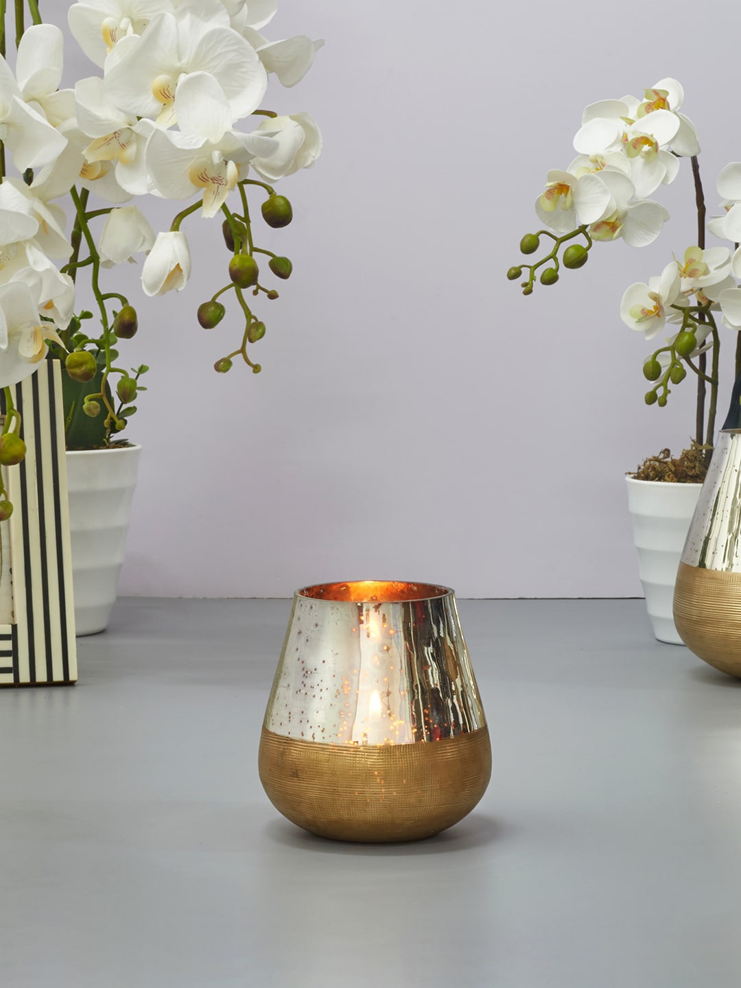 

HomeTown Phiona Gold Toned Glass Textured Mercury Vase