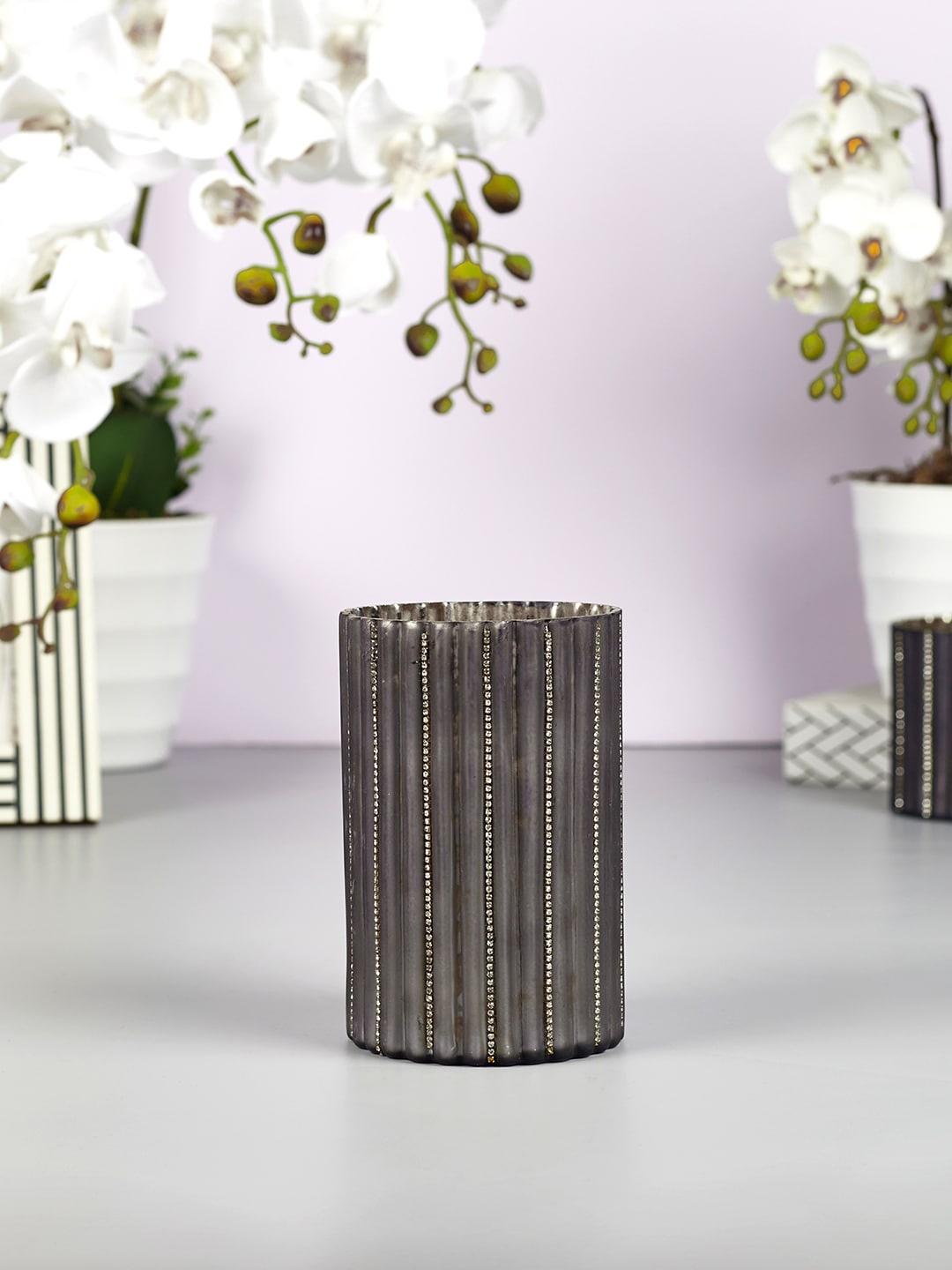

HomeTown Grey Diamond Studded Candle Holder