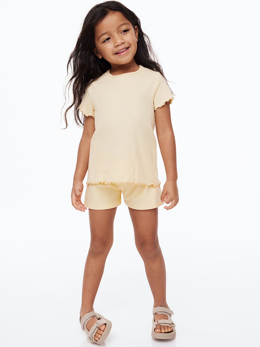 

H&M Girls Cotton Pull-On Shorts, Yellow