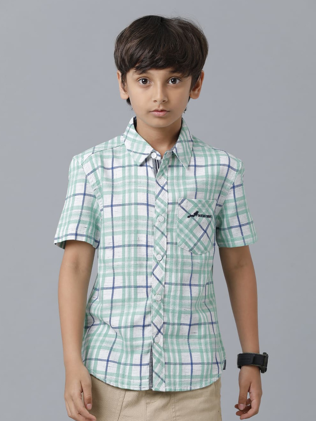 

UNDER FOURTEEN ONLY Boys Comfort Checked Cotton Casual Shirt, Green