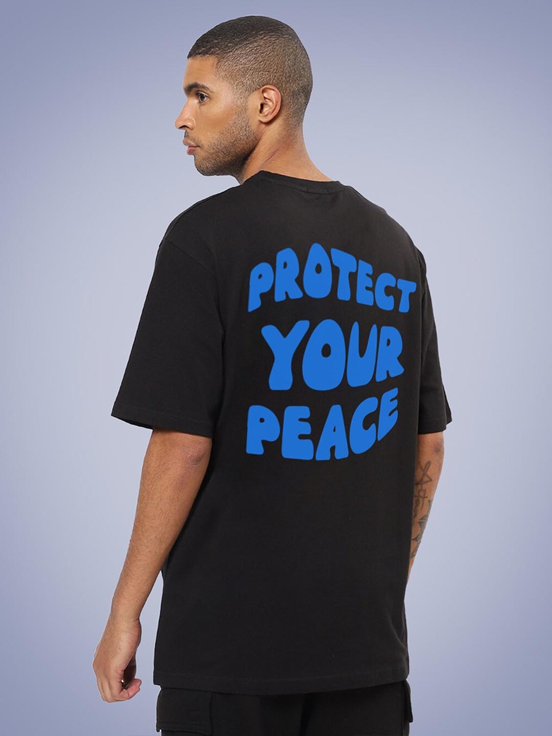 

Mad Over Print Men Printed Drop-Shoulder Sleeves Oversized Cotton T-shirt, Black