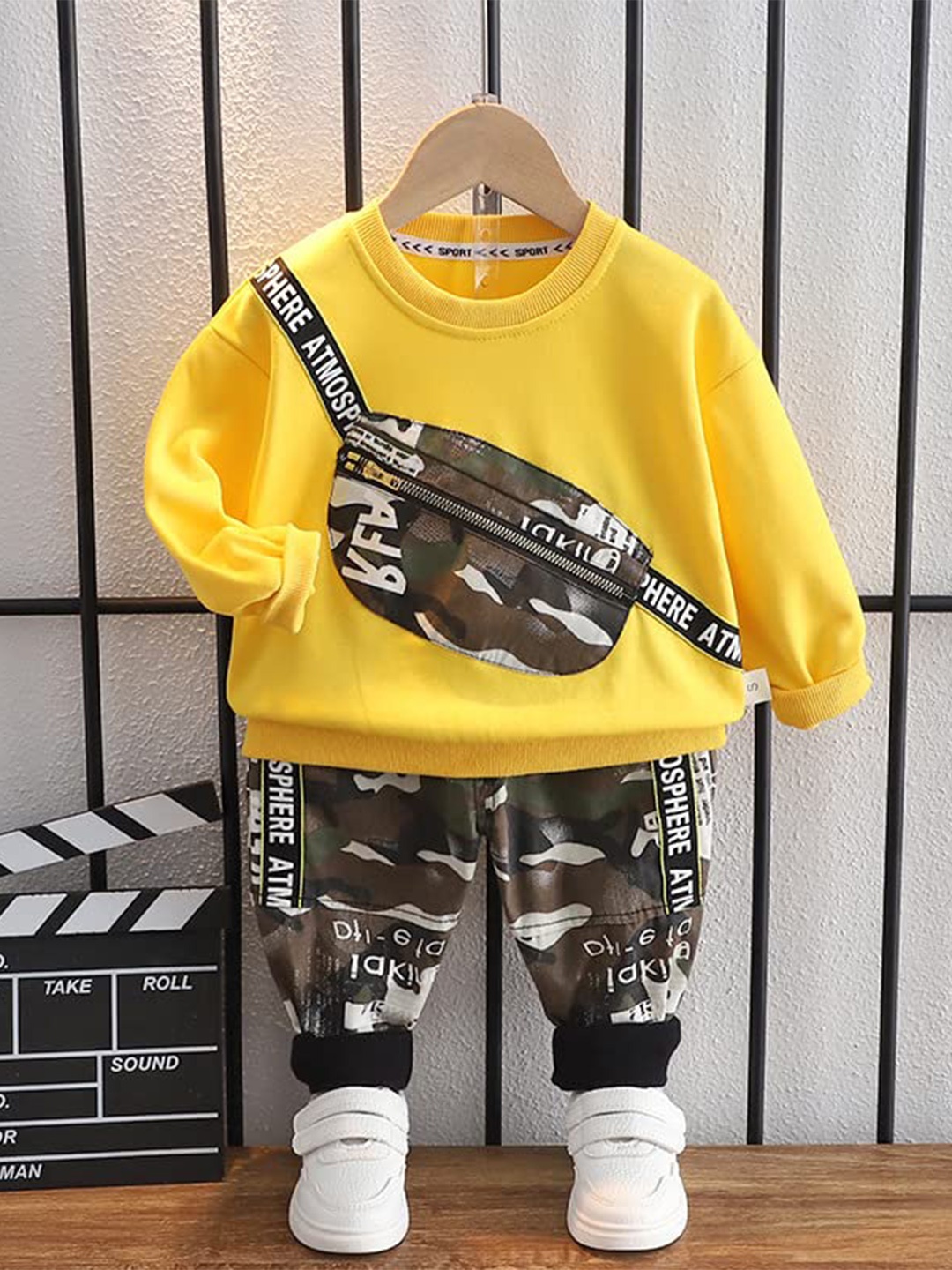 

Googo Gaaga Boys Printed Pure Cotton T-shirt with Trousers, Yellow