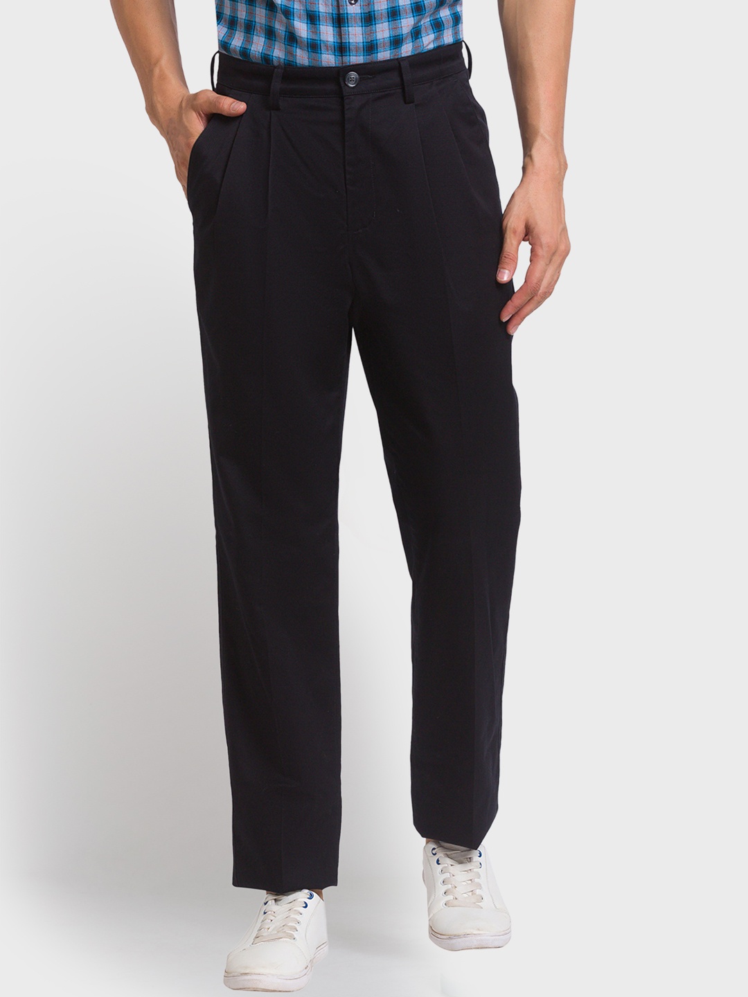

ColorPlus Men Cotton Solid Pleated Trousers, Black
