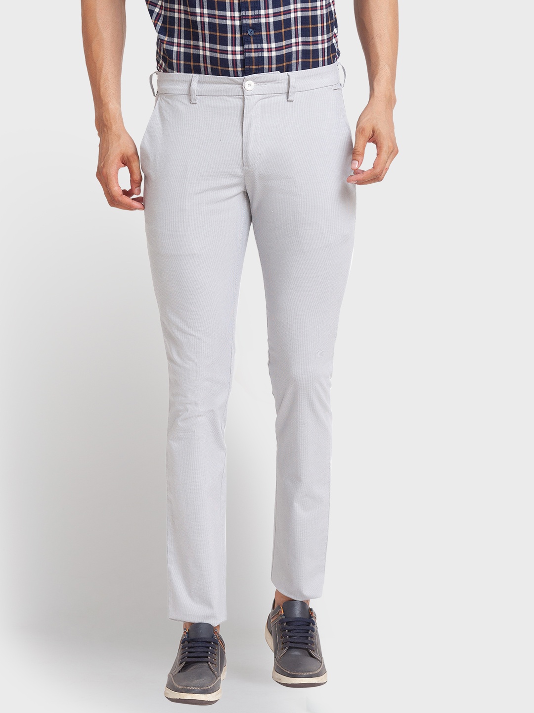 

ColorPlus Men Soild Regular-Fit Trousers, Grey