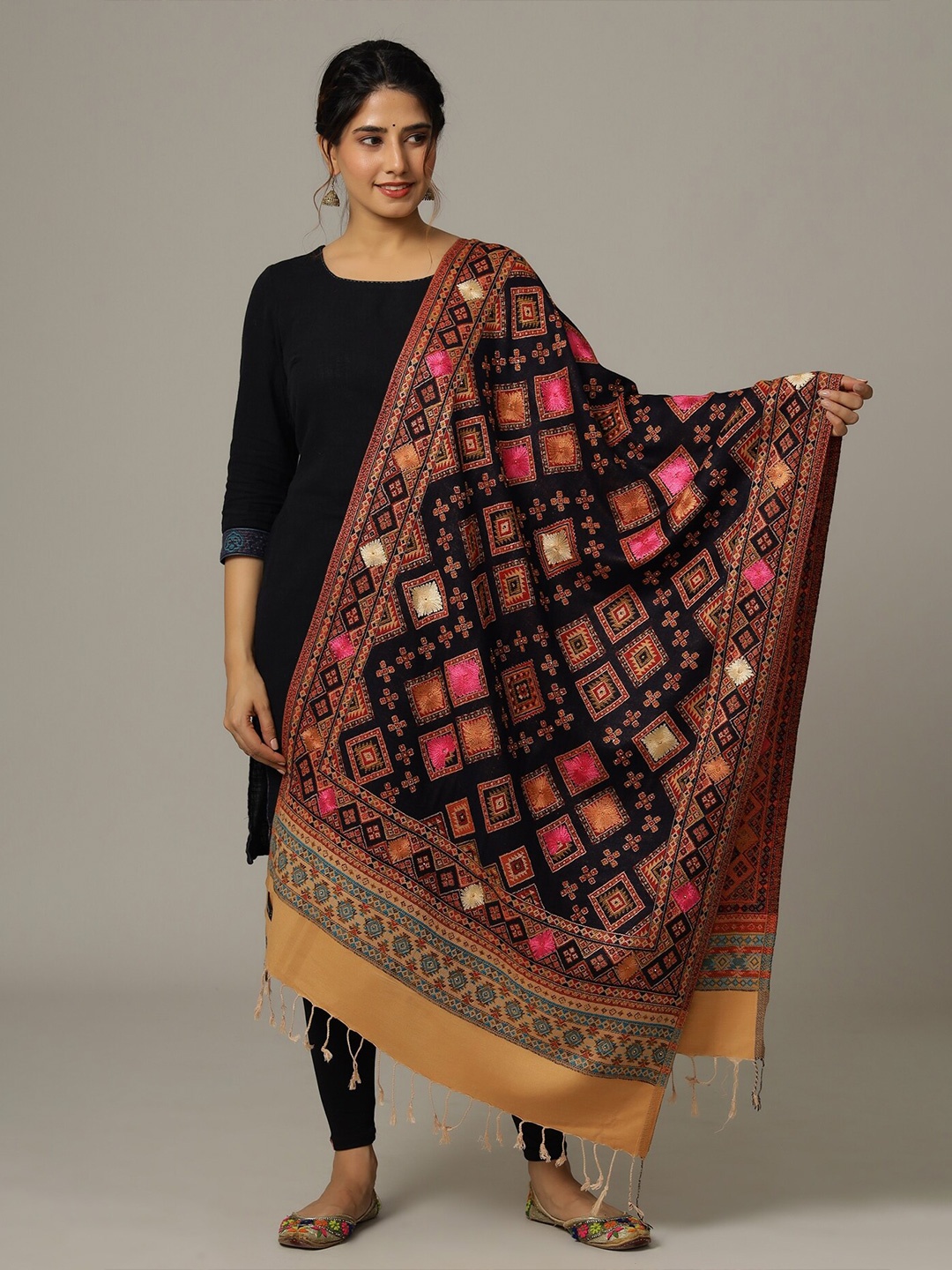 

HANDICRAFT PALACE Women Embroidered Wool Stole, Black