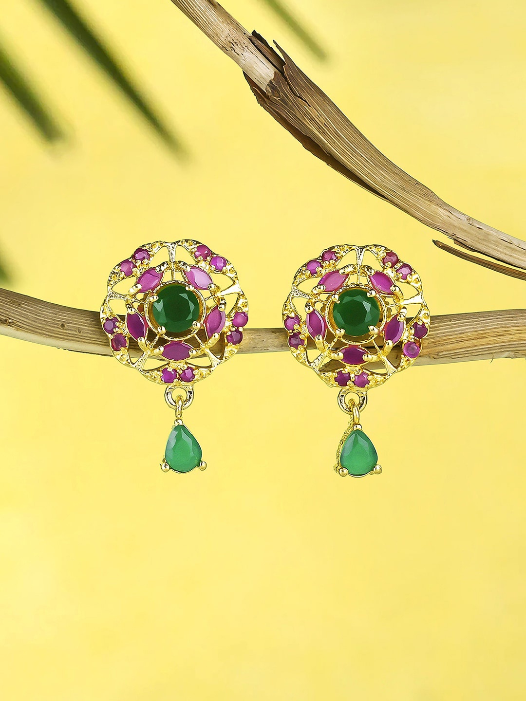 

Voylla Contemporary Studs Earrings, Gold