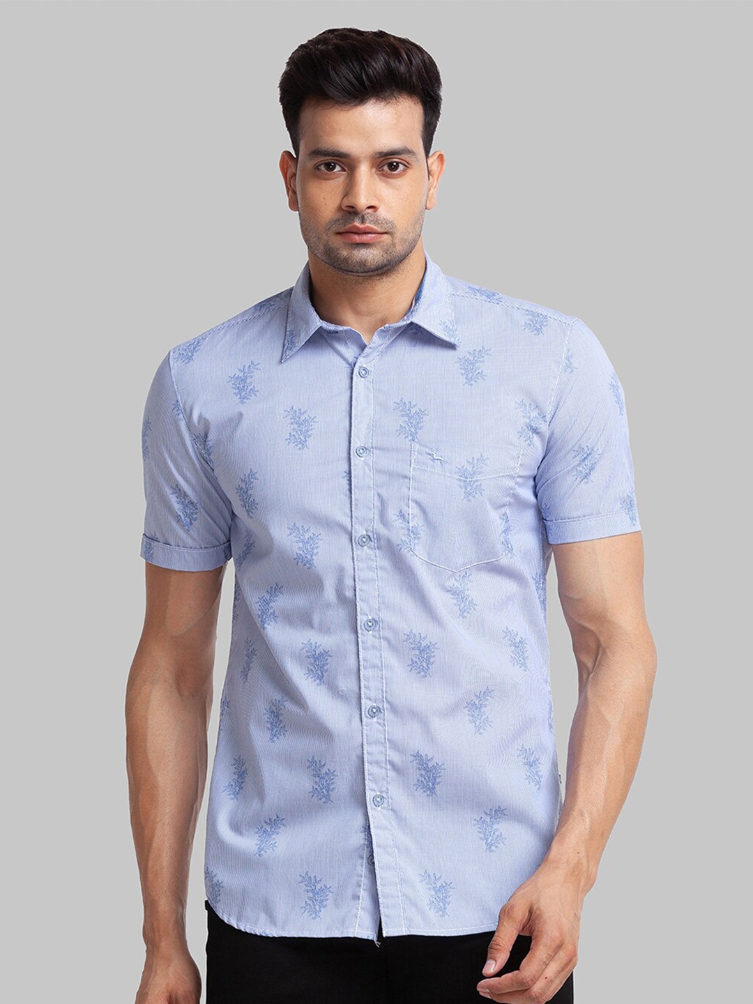

Parx Men Striped Cotton Slim Fit Casual Shirt, Blue