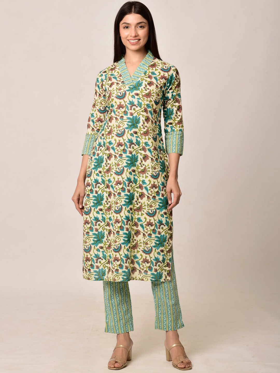 

Ikk Kudi by Seerat Women Ethnic Motifs Printed Pure Cotton Kurta with Trousers, Turquoise blue