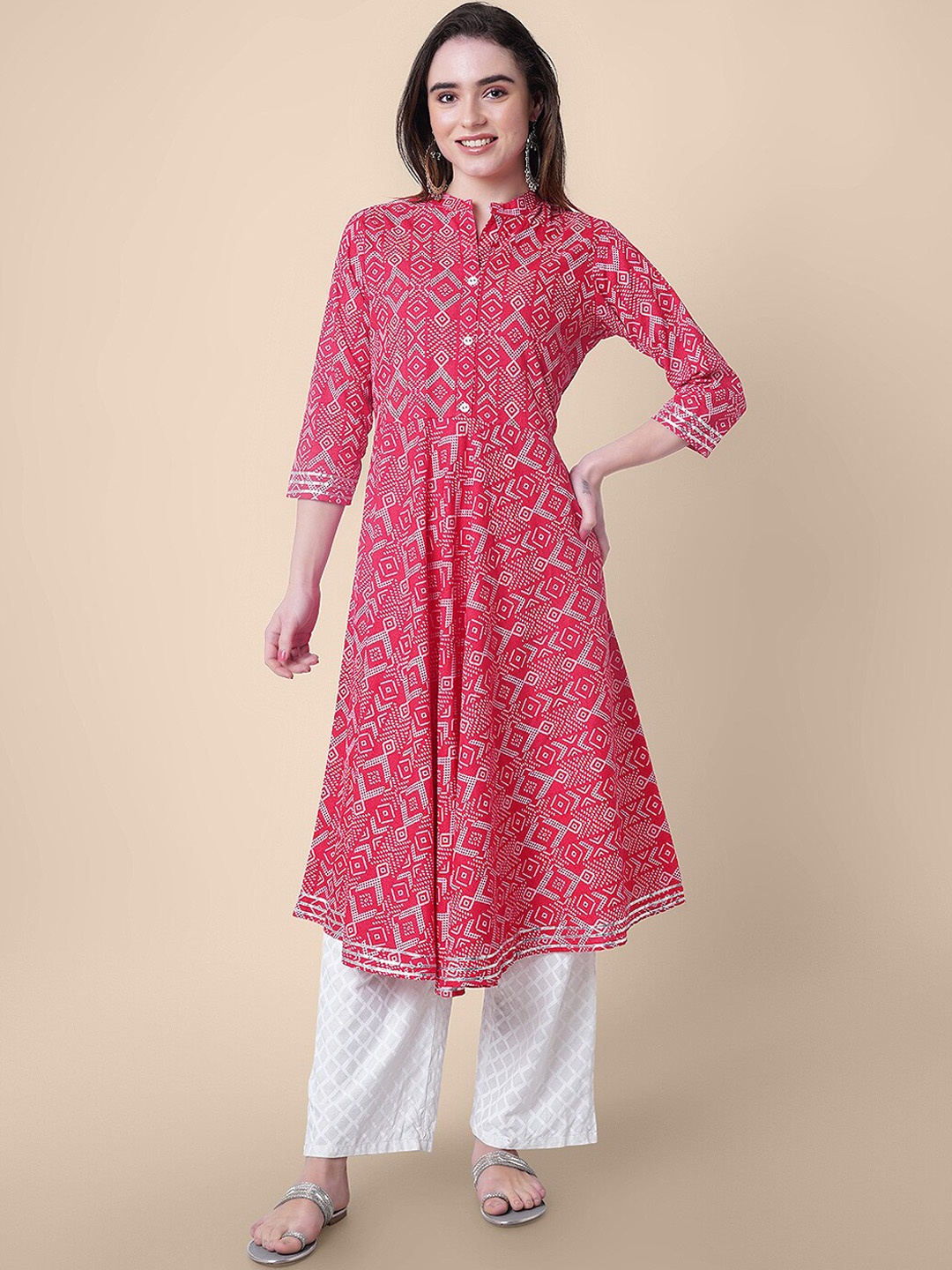 

Mollar Ethnic Motifs Printed Floral Mandarin Collar A-Line Regular Kurta, Red